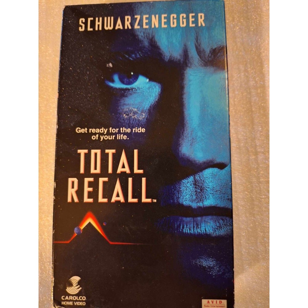 Total Recall VHS Tape  Arnold Schwarzenegger, Sharon Stone